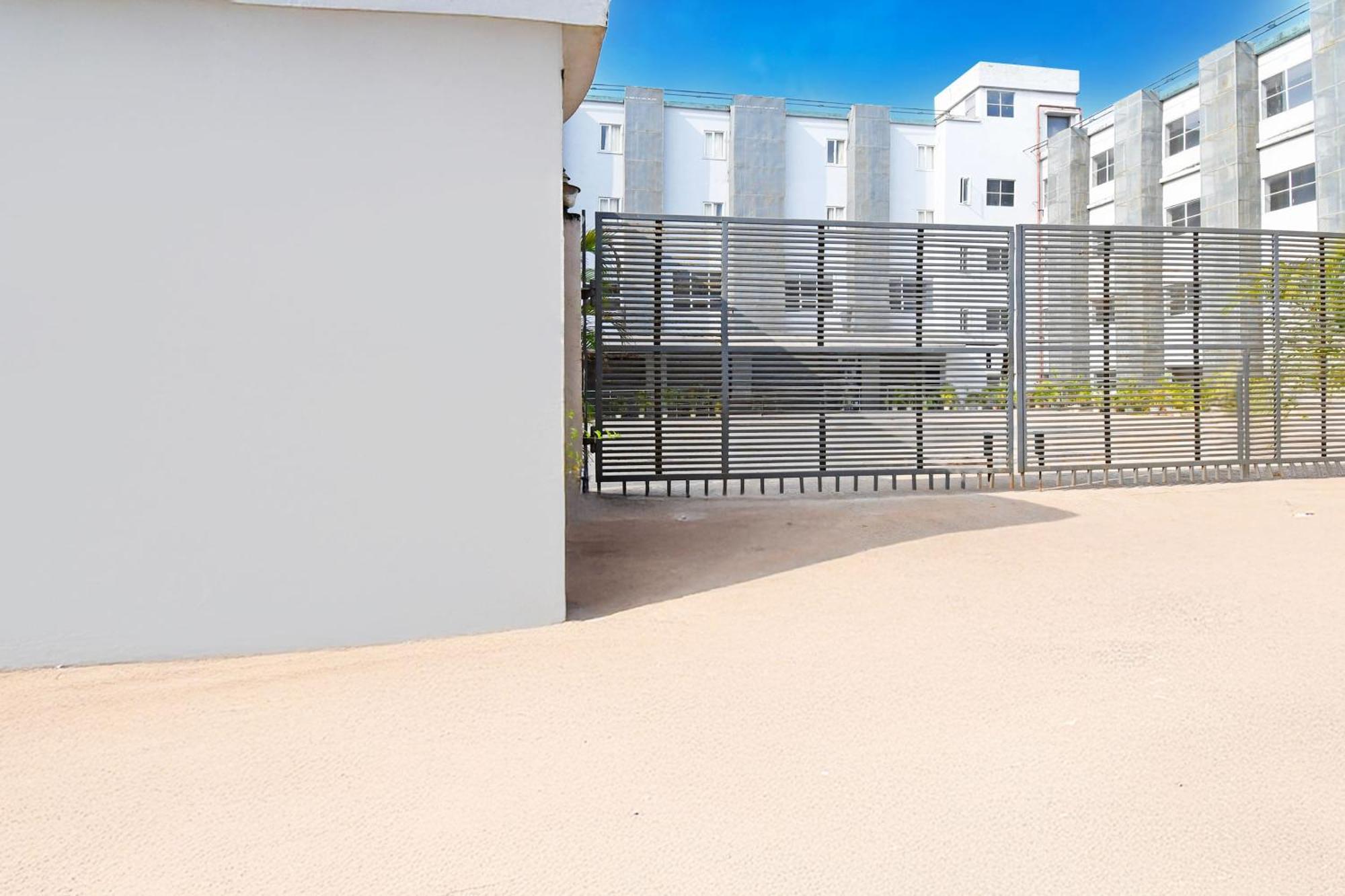 Super Townhouse Mancheswar Industrial Estate Hotel Bhubaneswar Exterior foto