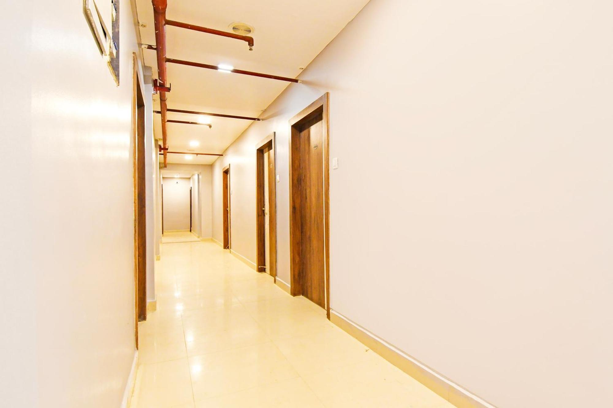 Super Townhouse Mancheswar Industrial Estate Hotel Bhubaneswar Exterior foto