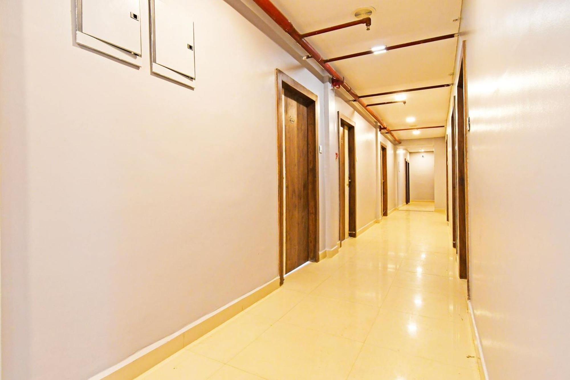 Super Townhouse Mancheswar Industrial Estate Hotel Bhubaneswar Exterior foto