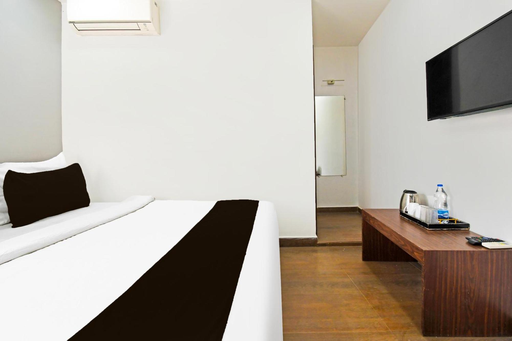 Super Townhouse Mancheswar Industrial Estate Hotel Bhubaneswar Exterior foto