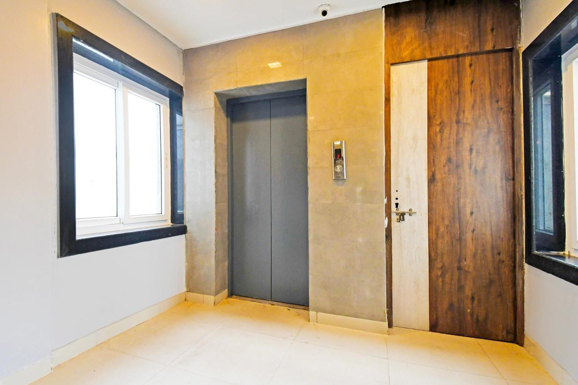 Super Townhouse Mancheswar Industrial Estate Hotel Bhubaneswar Exterior foto