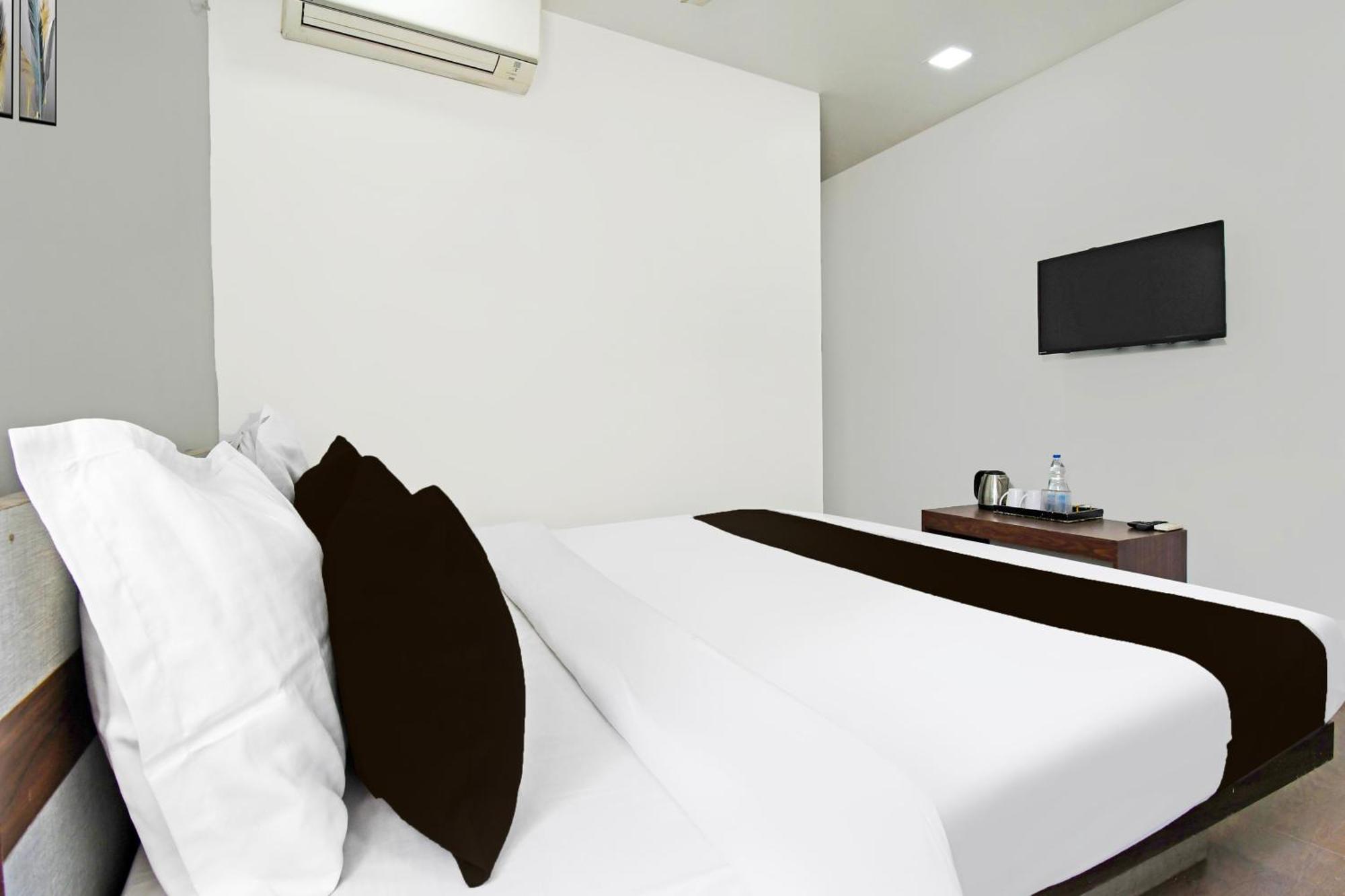 Super Townhouse Mancheswar Industrial Estate Hotel Bhubaneswar Exterior foto
