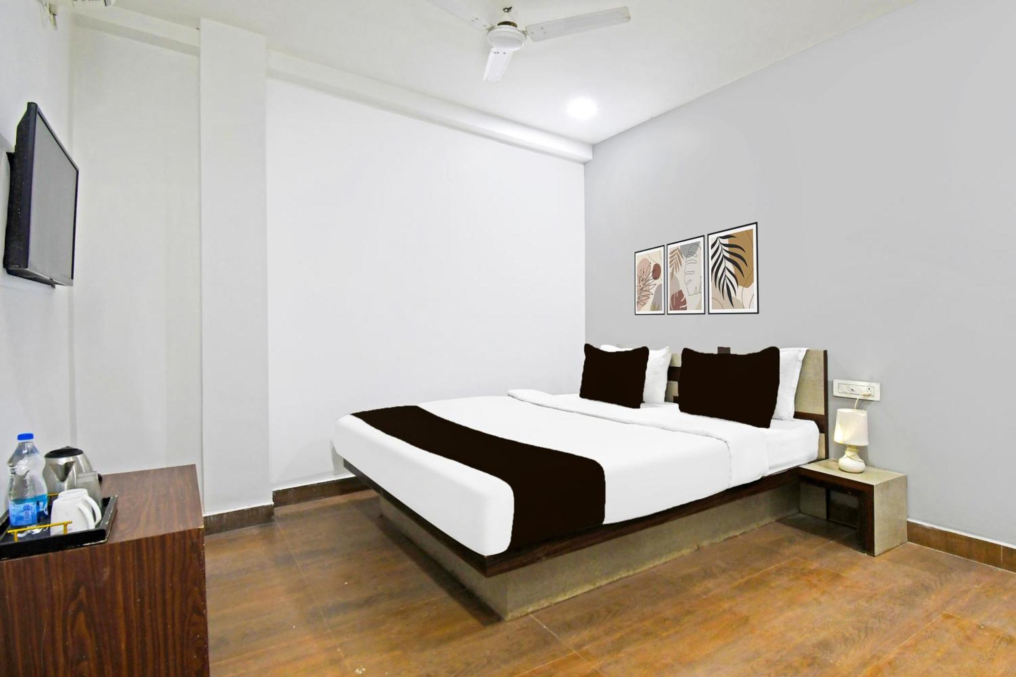 Super Townhouse Mancheswar Industrial Estate Hotel Bhubaneswar Exterior foto